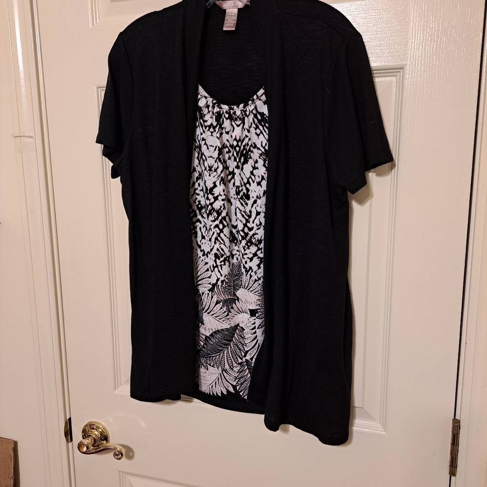 White Stag,Black and White Patterned Women's Top, XL,